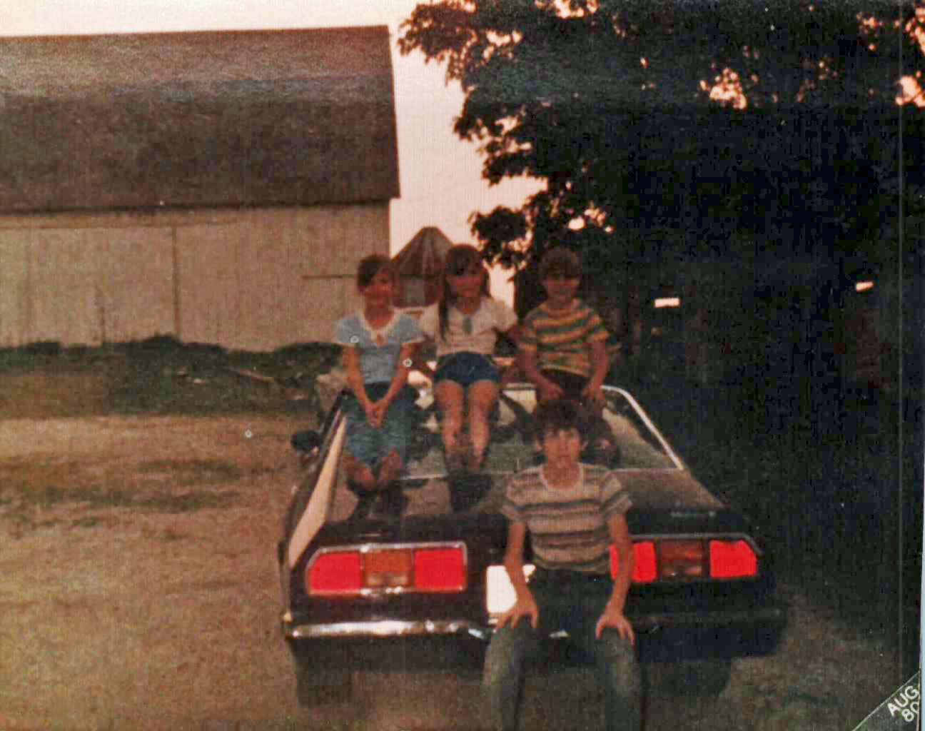 Mae, Jean, Jody & Mike Rogers